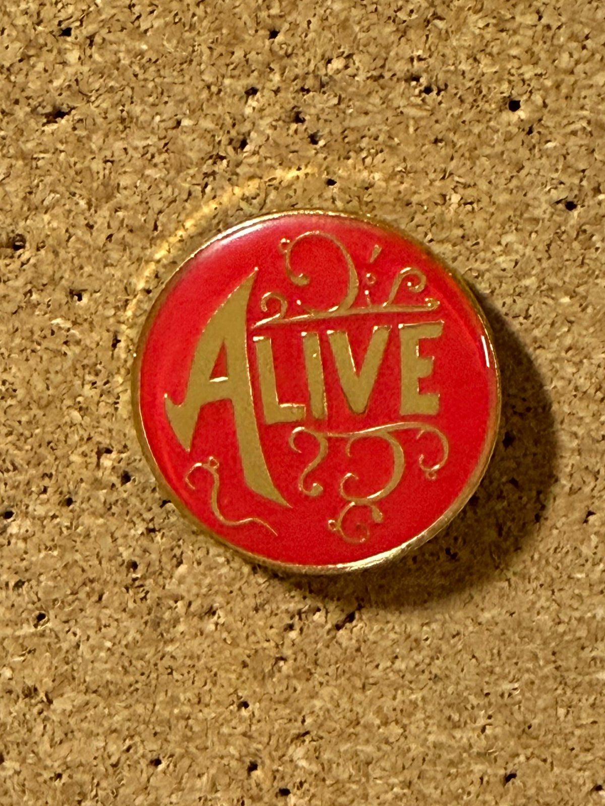 Alive! | Sideshow Collection | Enamel Pin