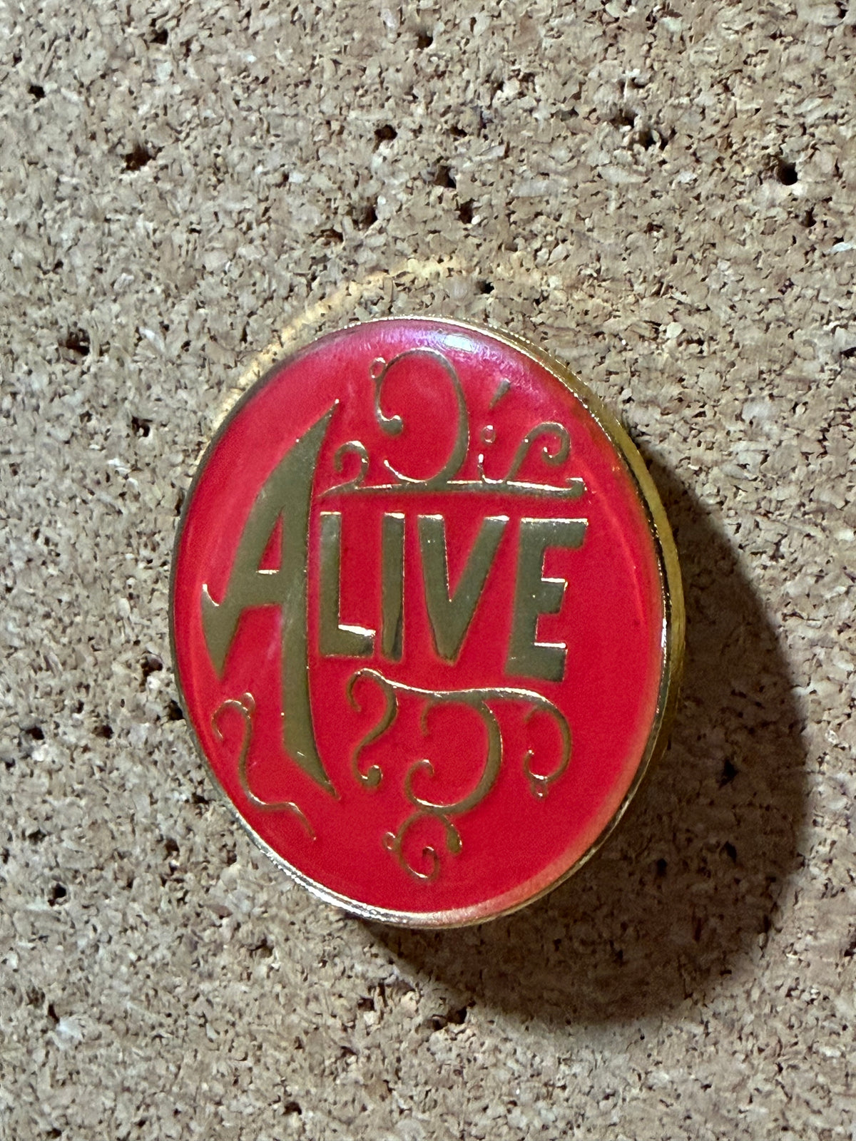 Alive! | Sideshow Collection | Enamel Pin