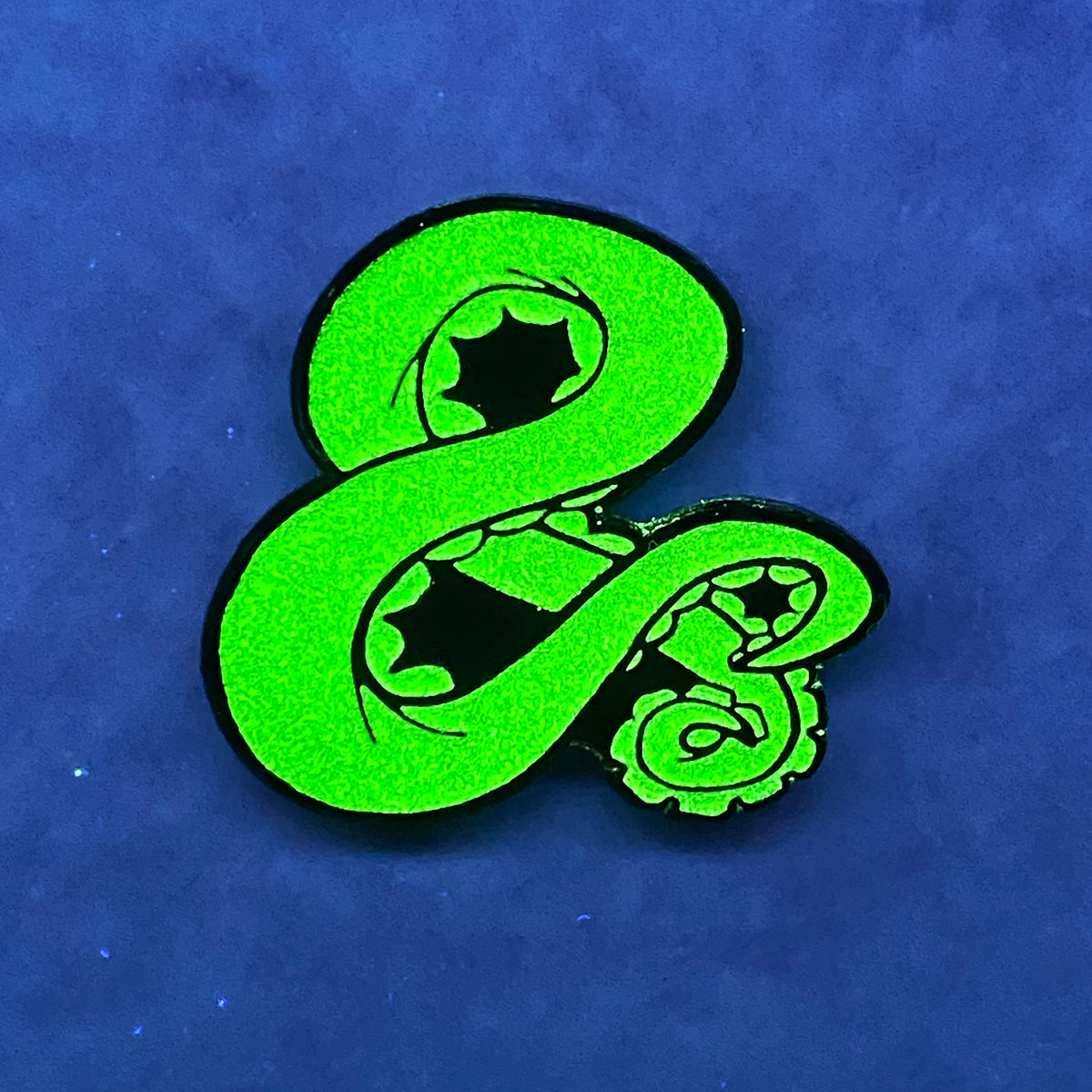 Ampersanticle Enamel Pin